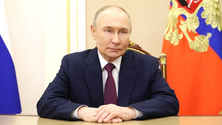 Путин поздравил десантников с 95-летием создания ВДВ