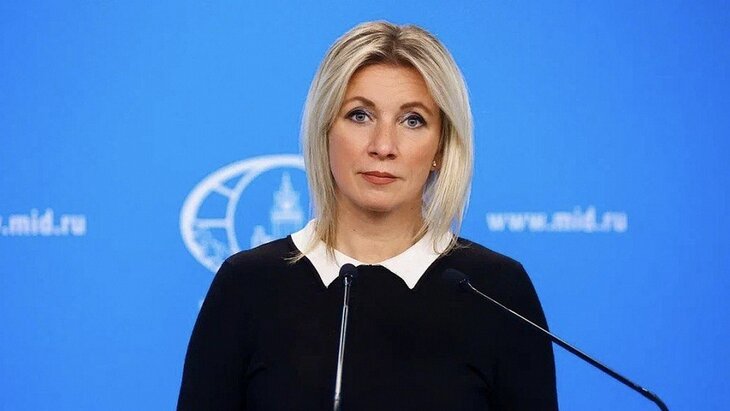 Захарова назвала заявления Зеленского против перемирия угрозой террориста