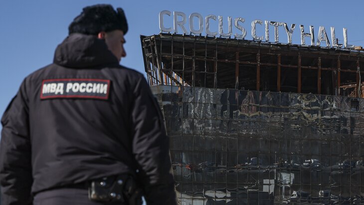 Организатор концерта "Пикника" отказывается платить пострадавшему в "Крокусе"  – СМИ