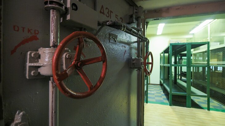 ����� ����������� � �����-���������� �������� ������������