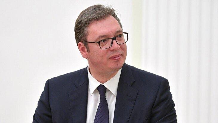 Вучич заявил, что поедет в Москву на 9 Мая, несмотря на критику и угрозы