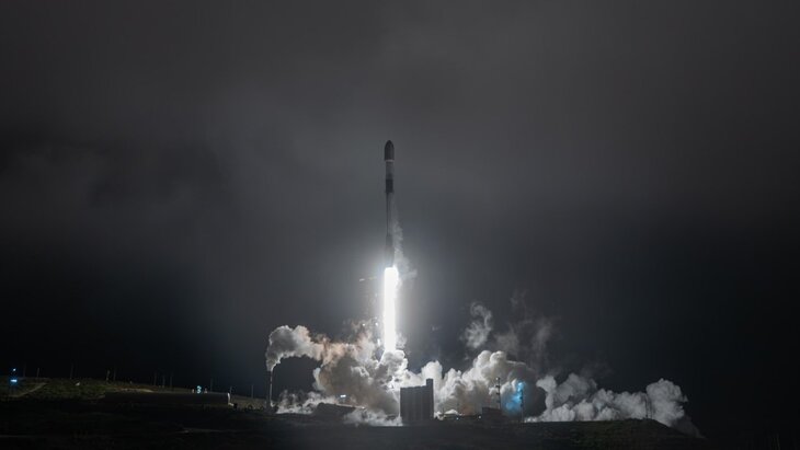 NASA �������� �������� � ���������� ������ Falcon-9 �� ����