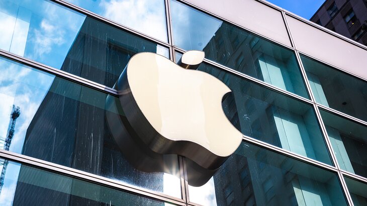 Apple ����� �������� ���� �� iPhone � ��������� ������