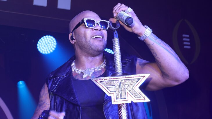 ��� ������ Flo Rida � ������ ���������� �� ��� ��-�� ��������� �� ������� �������