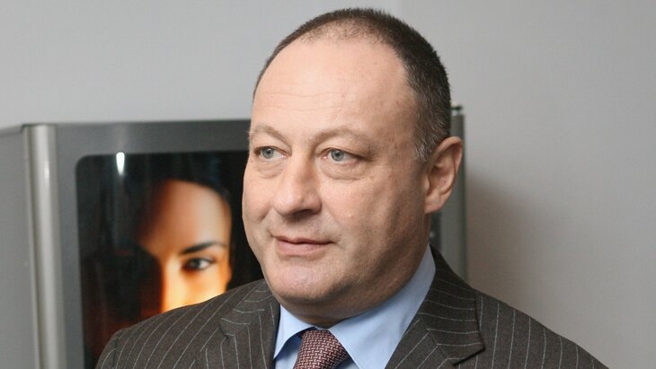 Бизнесмен и экс-сенатор Слуцкер умер в Швейцарии от рака – СМИ